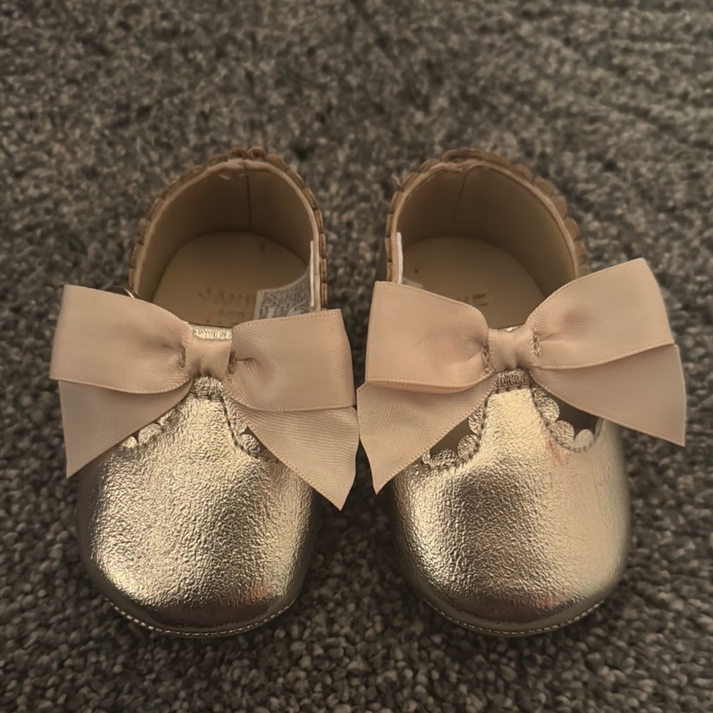 Elegant Silver Baby Shoes with Bow